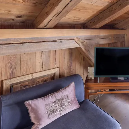 Chalet Mazot De Warens *